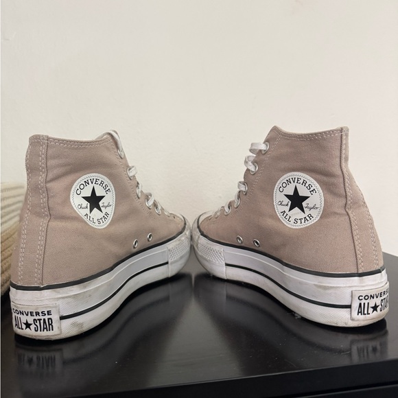 Converse High-Top Sneakers in Beige and White - Picture 4 of 10